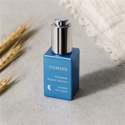 Блакитна пляшка крапельця