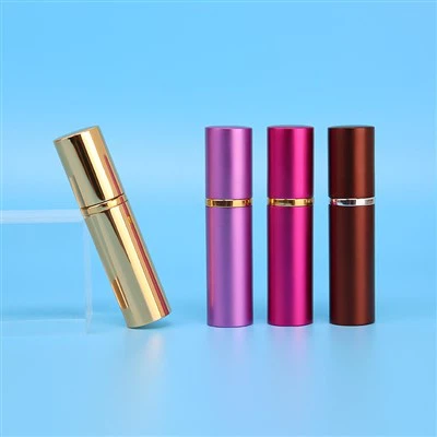 Мініатюрні парфумерні пляшки